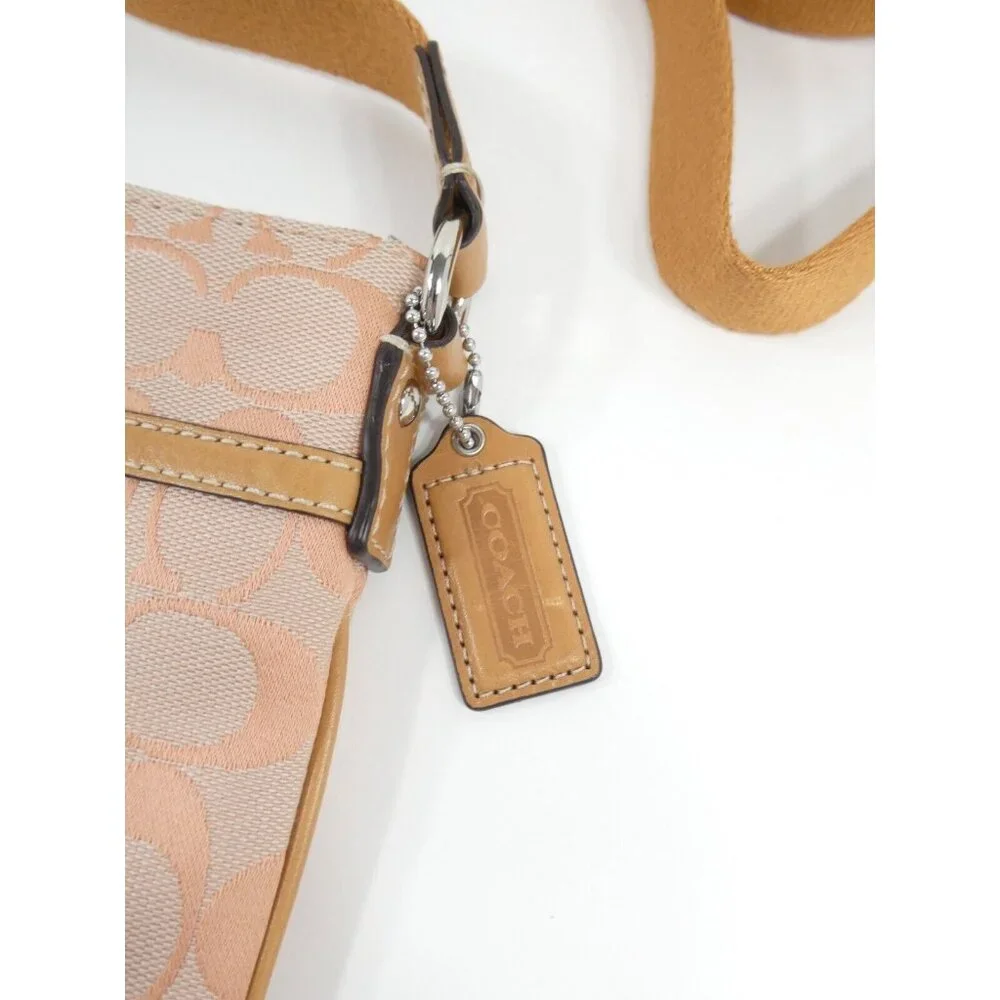 Coach Penelope Signature Tangerine Swingpack NWT‎ F43631